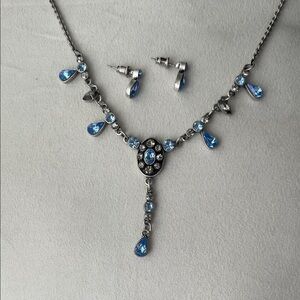 *NEW NO TAG* Elegant Silver and Blue Jewelry Set
